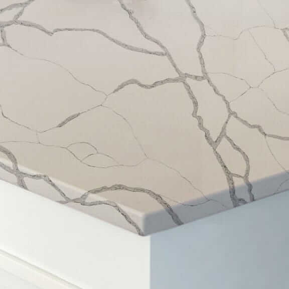 Statuario-M38-Quartz